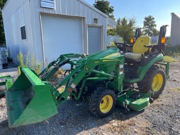 Main image John Deere 2025R